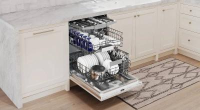 24" Thermador Fully Integrated Custom Panel Dishwasher - DWHD640EPR